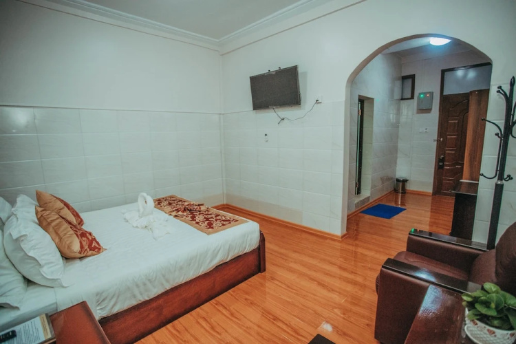 Amber Palace Hotel
