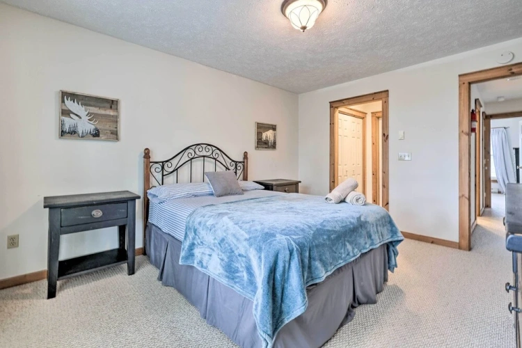 3 Bedrooms Apartment