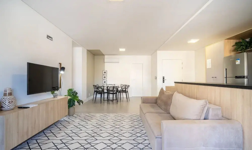 Apartment w/ Barbecue 150m the Beach Jurere Ran203