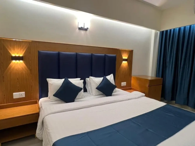 Deluxe Double room with pool view
