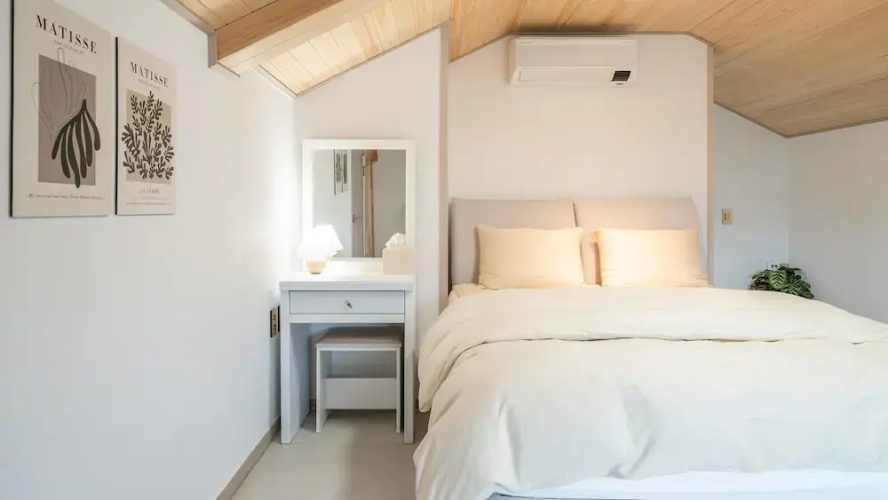 Namhae Eagless Poolvilla Pension