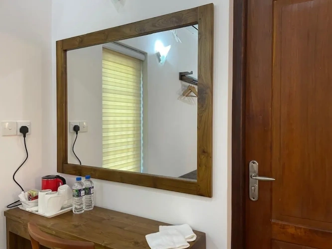 Standard Basement room with garden view