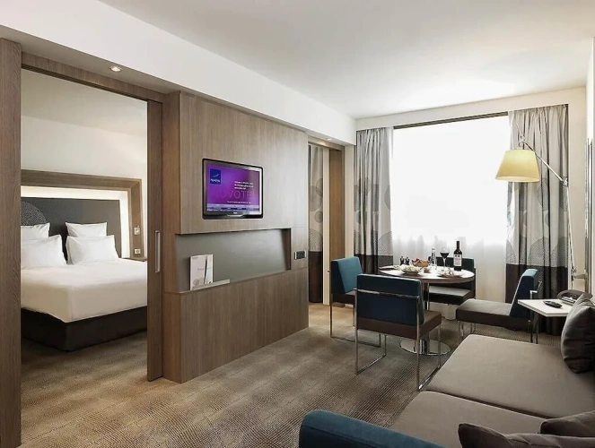 Double Suite