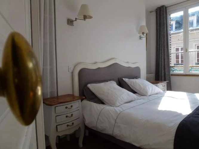1 Bedroom Double Apartment