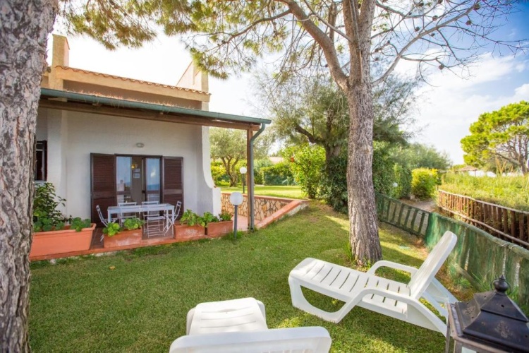 2 Bedrooms Duplex Cottage with sea view