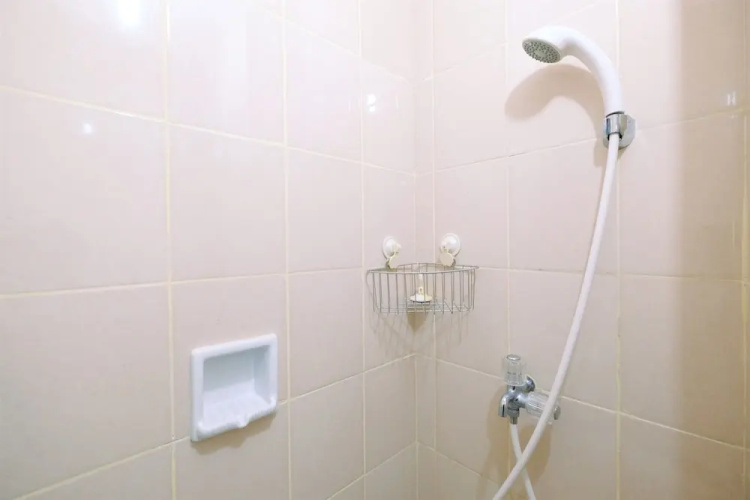 Comfy 2Br Gading Greenhill Apartment