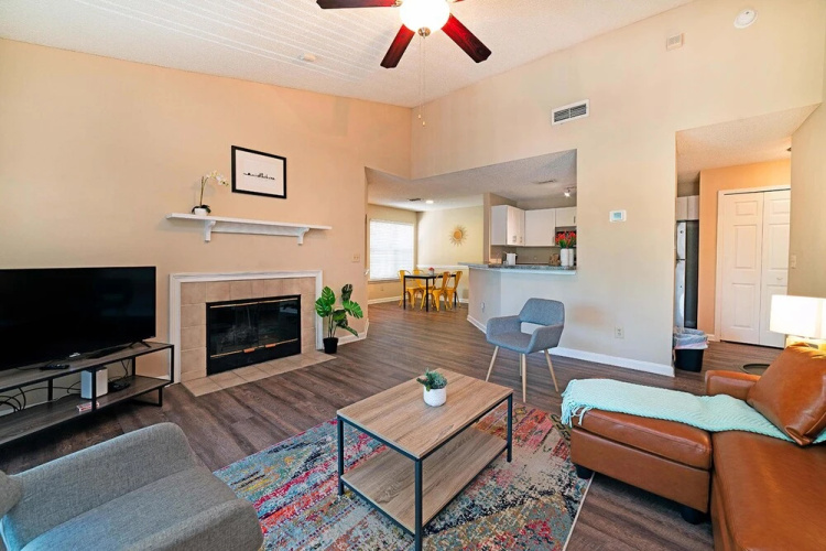 Convenient Apartments to Golf & Beaches by Frontdesk