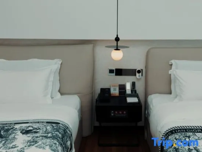 Twin Cottage