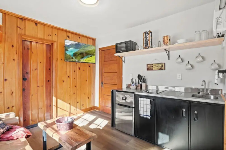 Timber Lodge Cabin 16