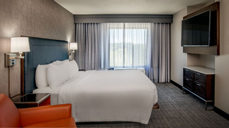 1 Bedroom Suite