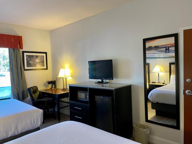 2 Bedrooms Suite