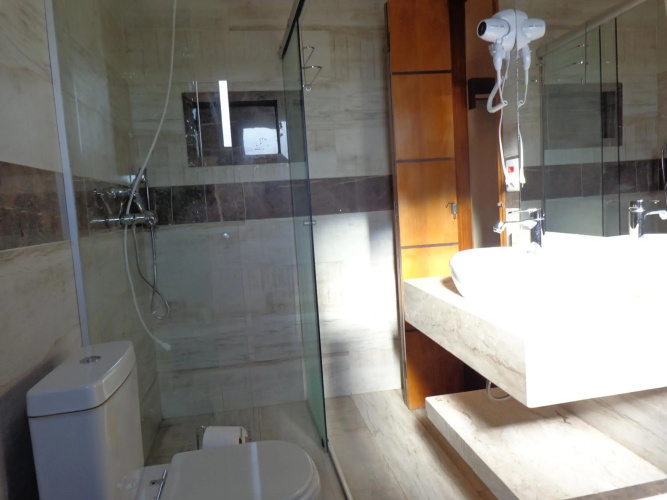Monte Verde Inn Suítes com Hidromassagem dupla