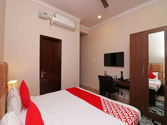 Arkaya by OYO Rooms