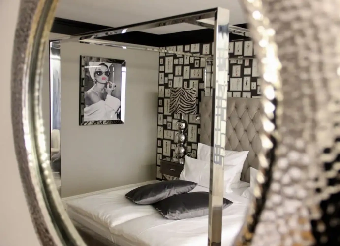 Superior Double room with balcony and with garden view