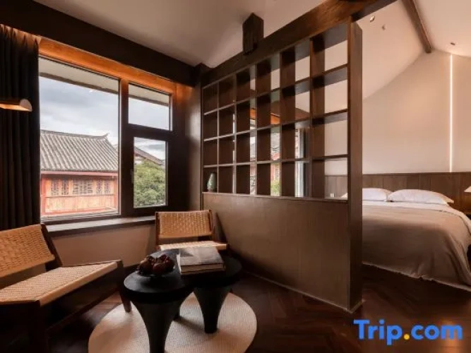 2 Bedrooms Suite