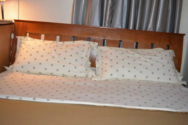Eron Hotel
