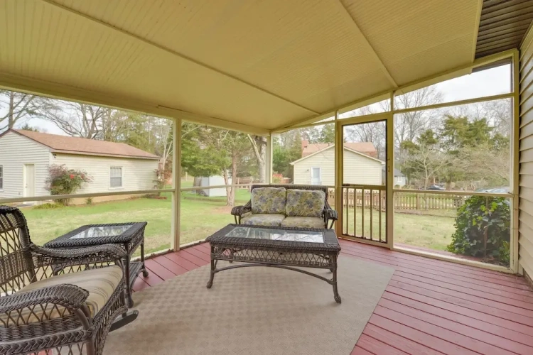 3 Bedrooms Cottage