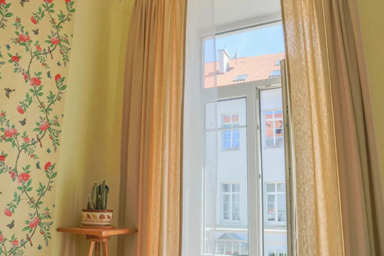 Great Apartment near Town Hall