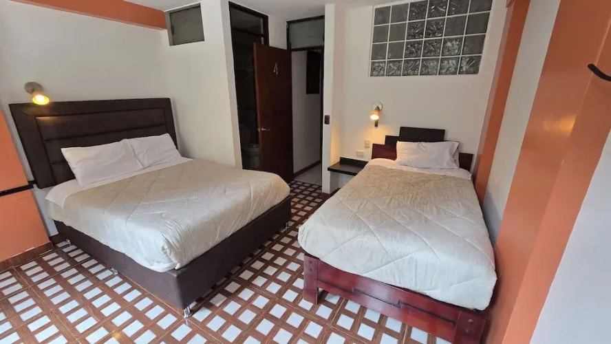 Anturios House
