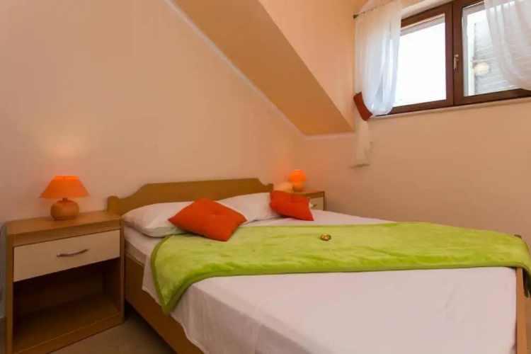 Apartments Moretic