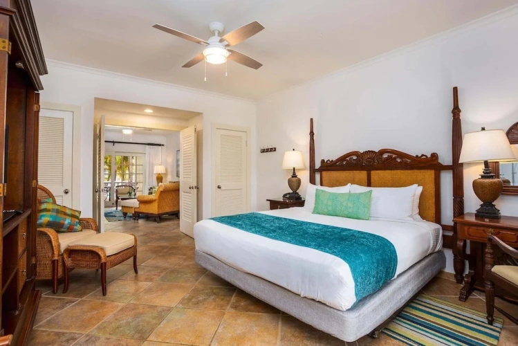 1 Bedroom Deluxe Double Suite beachfront