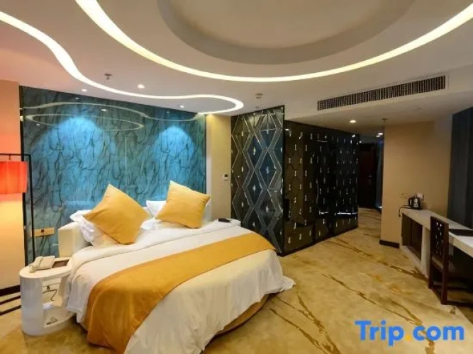 Standard Double room with view