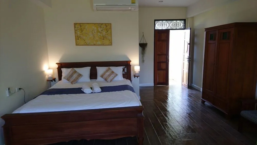 FeelGood Suites