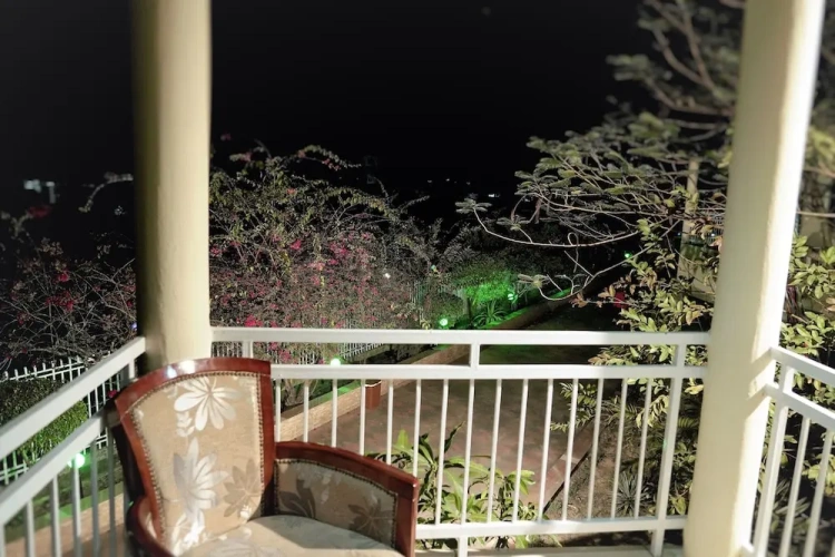 1 Bedroom Deluxe room with garden view