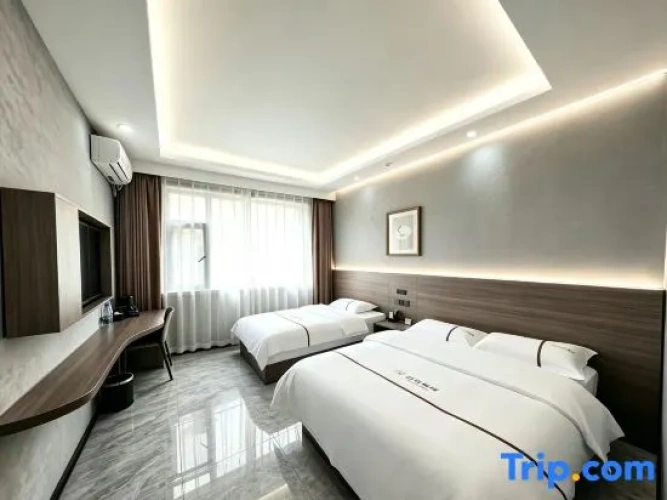 Deluxe Family room