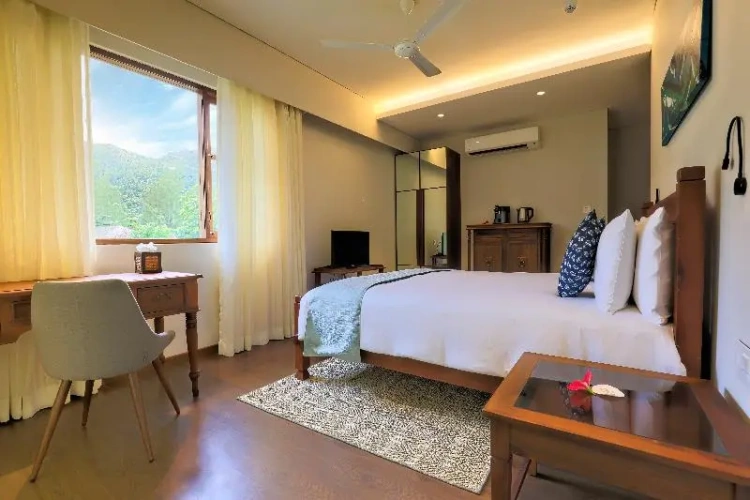 Lodge Double room with mountain view
