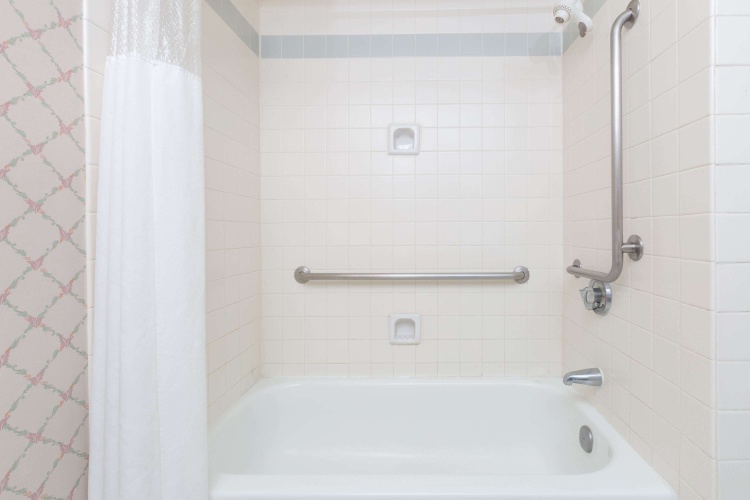 Ramada by Wyndham Hawthorne/LAX photo 9