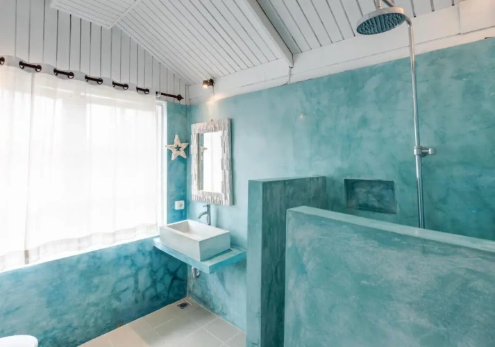 2 Bedrooms Villa