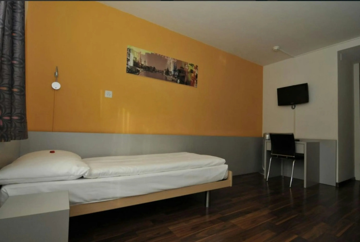 Alexander Guesthouse