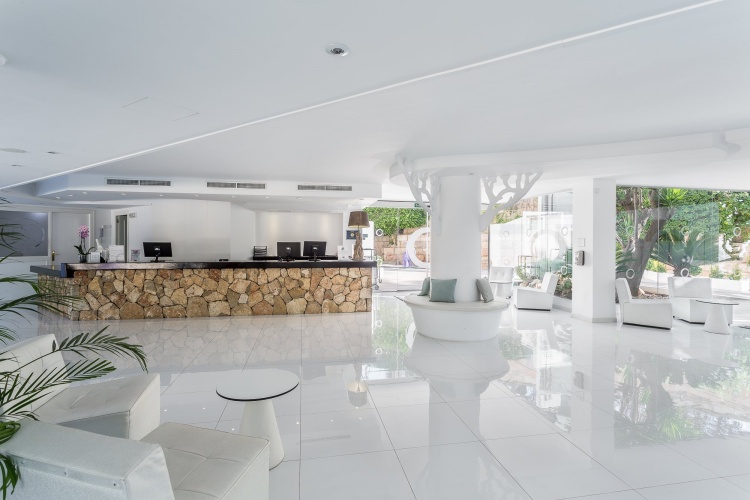 FERGUS Style Cala Blanca Suites photo 34