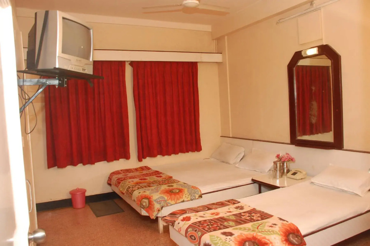 Hotel Samarth Lodging