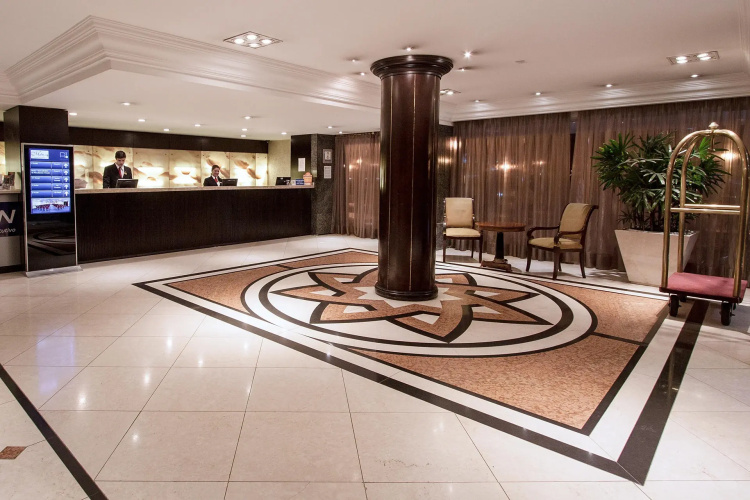 Mabu Curitiba Business