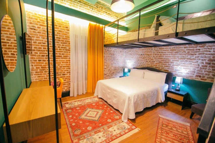 Deluxe Family room