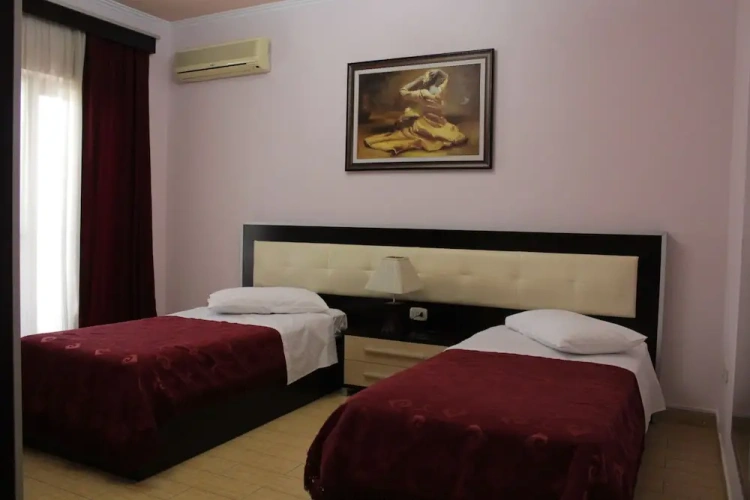 Economy Twin room with balcony