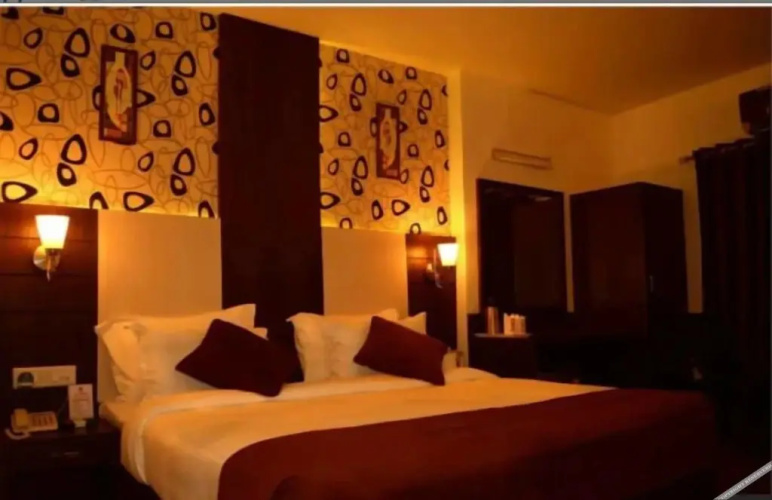 Hotel Anushree