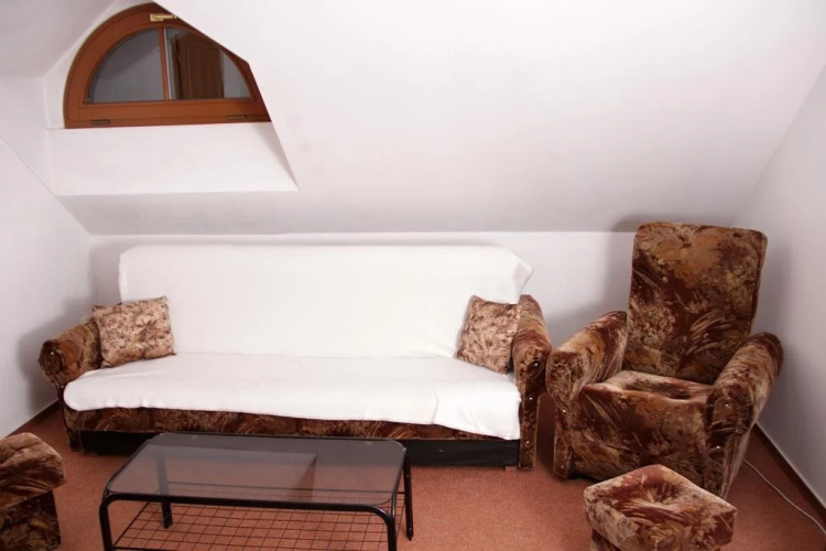 Rooms Novobranská - Orlí