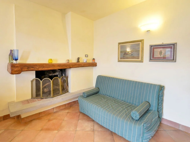 Spacious Holiday Home in Lamporecchio With Pool