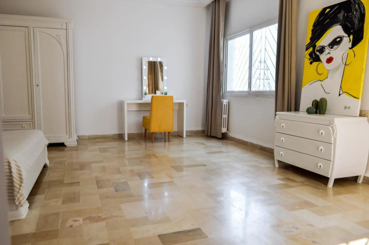 Cosy apartment @ La marsa Corniche-Beach