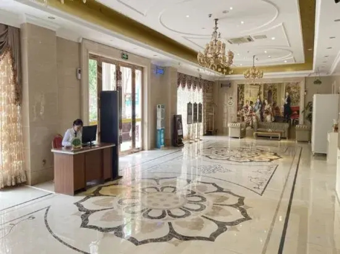 Vienna Hotel (Luoding Luocheng Branch)