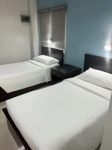 Standard Twin room with balcony