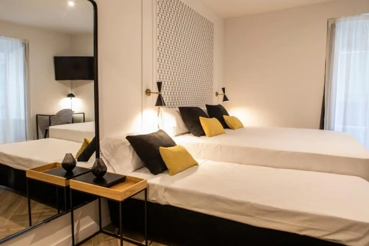 Standard Quadruple room