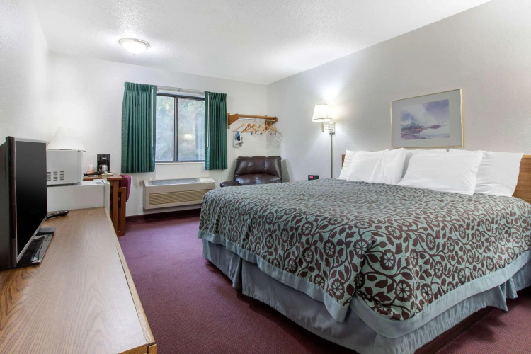 Chamberlain Days Inn Oacoma