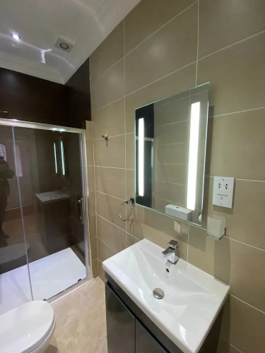 Charming 2-bed Apartment in Wolverhampton