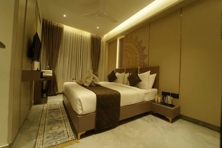 Yuvraj Le Royale