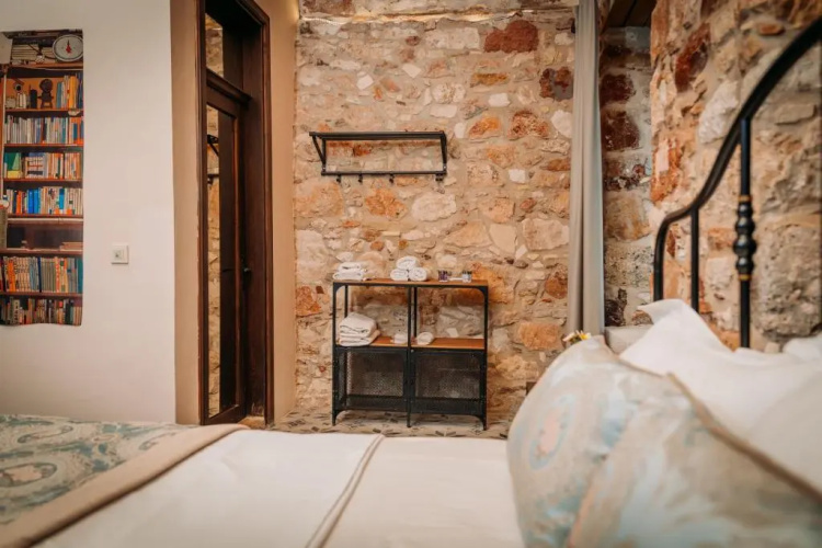 Nill's Stone House Otel
