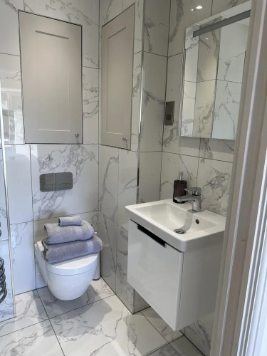Beautiful 1-bed Studio in Bourne end